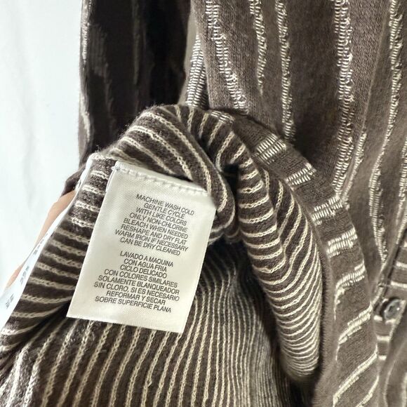 Jones Wear Cardigan Womens XL Brown Animal Print Button Up Long Sleeve Cotton Bl - Picture 7 of 10